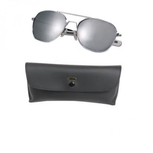Очки GI TYPE AVIATOR  зеркальный-хром ― настоящий военторг амуниция для экстрима дачи форменную одежду, обувь, головные уборы, снаряжение,  наш военторг станет лучшим местом для совершения покупок. Обратившись к нам, вы получаете выгодные расценки и гарантированно высокое качество продукции.8(495)642-32-56         1734@bk.ru    В нашем каталоге представлены наиболее популярные и пользующиеся большим спросом товарные позиции. Ассортимент в наличии гораздо шире и постоянно пополняется интересными новинками. Всегда в наличии широкий выбор фурнитуры, шевронов, нашивок, знаков; также представлена сувенирная продукция в большом ассортименте. Армейский магазин – широкий выбор военных товаров  Армейский интернет-магазин  Фронт - это широкий выбор товаров военного и тактического направления:      одежды;     снаряжения;     тюнинга на оружие;     различных аксессуаров.  Предлагаемые товары пользуются спросом среди военных и сотрудников силовых структур. Также они популярны среди охотников, туристов и любителей практичной одежды милитари стиля.  Посетив наш магазин военторг в Москве, вы можете быть уверены в качестве и оригинальности изделий. Мы работаем напрямую с известными мировыми брендами военного и тактического снаряжения: Snugpak, ESS, Arktis, Kitanica, Aimpoint, Camelbak, Propper, EBERLESTOCK, CAA, Crye Precision, Outdoor Research и Under Armour. А также с производителями практичной и стильной одежды милитари от Schott Nyc. и Alpha industries. Реализуем армейские товары по выгодным ценам, без посреднических надбавок.  Изучив наш сайт, вы найдёте товары и других популярных брендов военно-тактического направления. Приобрести необходимую одежду и экипировку в Москве вы можете, посетив наши розничные военные магазины. Есть служба курьерской доставки. Наш военторг осуществляет отправку товаров по России. Для этого необходимо оформить заказ на сайте.  Если вы затрудняетесь в выборе - специалисты нашего магазина проконсультируют вас. Многие наши сотрудники увлекаются страйкболом, охотой, туризмом, практической стрельбой. Есть отслужившие в войсках РФ. Мы сами с удовольствием используем военные товары: как одежду, так и снаряжение из нашего магазина. Всегда готовы поделиться личным опытом и помочь хорошим советом. Магазин военных товаров в Москве – идеальный вариант покупки качественных изделий.