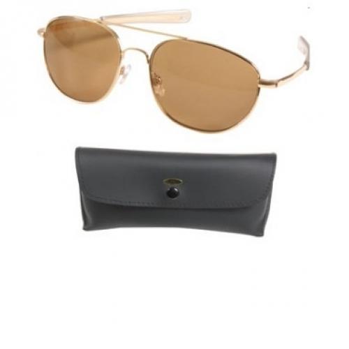 Очки GI TYPE AVIATOR  коричневый-золото ― настоящий военторг амуниция для экстрима дачи форменную одежду, обувь, головные уборы, снаряжение,  наш военторг станет лучшим местом для совершения покупок. Обратившись к нам, вы получаете выгодные расценки и гарантированно высокое качество продукции.8(495)642-32-56    voentorg.moscow     1734@bk.ru    В нашем каталоге представлены наиболее популярные и пользующиеся большим спросом товарные позиции. Ассортимент в наличии гораздо шире и постоянно пополняется интересными новинками. Всегда в наличии широкий выбор фурнитуры, шевронов, нашивок, знаков; также представлена сувенирная продукция в большом ассортименте. Армейский магазин – широкий выбор военных товаров  Армейский интернет-магазин  Фронт - это широкий выбор товаров военного и тактического направления:      одежды;     снаряжения;     тюнинга на оружие;     различных аксессуаров.  Предлагаемые товары пользуются спросом среди военных и сотрудников силовых структур. Также они популярны среди охотников, туристов и любителей практичной одежды милитари стиля.  Посетив наш магазин военторг в Москве, вы можете быть уверены в качестве и оригинальности изделий. Мы работаем напрямую с известными мировыми брендами военного и тактического снаряжения: Snugpak, ESS, Arktis, Kitanica, Aimpoint, Camelbak, Propper, EBERLESTOCK, CAA, Crye Precision, Outdoor Research и Under Armour. А также с производителями практичной и стильной одежды милитари от Schott Nyc. и Alpha industries. Реализуем армейские товары по выгодным ценам, без посреднических надбавок.  Изучив наш сайт, вы найдёте товары и других популярных брендов военно-тактического направления. Приобрести необходимую одежду и экипировку в Москве вы можете, посетив наши розничные военные магазины. Есть служба курьерской доставки. Наш военторг осуществляет отправку товаров по России. Для этого необходимо оформить заказ на сайте.  Если вы затрудняетесь в выборе - специалисты нашего магазина проконсультируют вас. Многие наши сотрудники увлекаются страйкболом, охотой, туризмом, практической стрельбой. Есть отслужившие в войсках РФ. Мы сами с удовольствием используем военные товары: как одежду, так и снаряжение из нашего магазина. Всегда готовы поделиться личным опытом и помочь хорошим советом. Магазин военных товаров в Москве – идеальный вариант покупки качественных изделий.