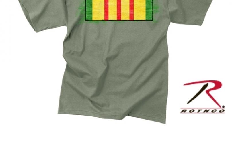 Винтажная футболка VIETNAM RIBBON  ― настоящий военторг амуниция для экстрима дачи форменную одежду, обувь, головные уборы, снаряжение,  наш военторг станет лучшим местом для совершения покупок. Обратившись к нам, вы получаете выгодные расценки и гарантированно высокое качество продукции.8(495)642-32-56         1734@bk.ru    В нашем каталоге представлены наиболее популярные и пользующиеся большим спросом товарные позиции. Ассортимент в наличии гораздо шире и постоянно пополняется интересными новинками. Всегда в наличии широкий выбор фурнитуры, шевронов, нашивок, знаков; также представлена сувенирная продукция в большом ассортименте. Армейский магазин – широкий выбор военных товаров  Армейский интернет-магазин  Фронт - это широкий выбор товаров военного и тактического направления:      одежды;     снаряжения;     тюнинга на оружие;     различных аксессуаров.  Предлагаемые товары пользуются спросом среди военных и сотрудников силовых структур. Также они популярны среди охотников, туристов и любителей практичной одежды милитари стиля.  Посетив наш магазин военторг в Москве, вы можете быть уверены в качестве и оригинальности изделий. Мы работаем напрямую с известными мировыми брендами военного и тактического снаряжения: Snugpak, ESS, Arktis, Kitanica, Aimpoint, Camelbak, Propper, EBERLESTOCK, CAA, Crye Precision, Outdoor Research и Under Armour. А также с производителями практичной и стильной одежды милитари от Schott Nyc. и Alpha industries. Реализуем армейские товары по выгодным ценам, без посреднических надбавок.  Изучив наш сайт, вы найдёте товары и других популярных брендов военно-тактического направления. Приобрести необходимую одежду и экипировку в Москве вы можете, посетив наши розничные военные магазины. Есть служба курьерской доставки. Наш военторг осуществляет отправку товаров по России. Для этого необходимо оформить заказ на сайте.  Если вы затрудняетесь в выборе - специалисты нашего магазина проконсультируют вас. Многие наши сотрудники увлекаются страйкболом, охотой, туризмом, практической стрельбой. Есть отслужившие в войсках РФ. Мы сами с удовольствием используем военные товары: как одежду, так и снаряжение из нашего магазина. Всегда готовы поделиться личным опытом и помочь хорошим советом. Магазин военных товаров в Москве – идеальный вариант покупки качественных изделий.