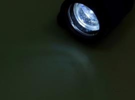 Фонарик светодиодный Спецзадание ZOOM, 3 батарейки ААА, цвета МИКС