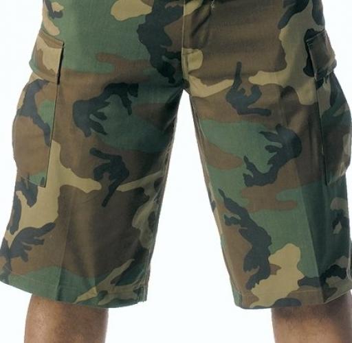 Удлиненные шорты BDU лесной камуфляж  ― настоящий военторг амуниция для экстрима дачи форменную одежду, обувь, головные уборы, снаряжение,  наш военторг станет лучшим местом для совершения покупок. Обратившись к нам, вы получаете выгодные расценки и гарантированно высокое качество продукции.8(495)642-32-56         1734@bk.ru    В нашем каталоге представлены наиболее популярные и пользующиеся большим спросом товарные позиции. Ассортимент в наличии гораздо шире и постоянно пополняется интересными новинками. Всегда в наличии широкий выбор фурнитуры, шевронов, нашивок, знаков; также представлена сувенирная продукция в большом ассортименте. Армейский магазин – широкий выбор военных товаров  Армейский интернет-магазин  Фронт - это широкий выбор товаров военного и тактического направления:      одежды;     снаряжения;     тюнинга на оружие;     различных аксессуаров.  Предлагаемые товары пользуются спросом среди военных и сотрудников силовых структур. Также они популярны среди охотников, туристов и любителей практичной одежды милитари стиля.  Посетив наш магазин военторг в Москве, вы можете быть уверены в качестве и оригинальности изделий. Мы работаем напрямую с известными мировыми брендами военного и тактического снаряжения: Snugpak, ESS, Arktis, Kitanica, Aimpoint, Camelbak, Propper, EBERLESTOCK, CAA, Crye Precision, Outdoor Research и Under Armour. А также с производителями практичной и стильной одежды милитари от Schott Nyc. и Alpha industries. Реализуем армейские товары по выгодным ценам, без посреднических надбавок.  Изучив наш сайт, вы найдёте товары и других популярных брендов военно-тактического направления. Приобрести необходимую одежду и экипировку в Москве вы можете, посетив наши розничные военные магазины. Есть служба курьерской доставки. Наш военторг осуществляет отправку товаров по России. Для этого необходимо оформить заказ на сайте.  Если вы затрудняетесь в выборе - специалисты нашего магазина проконсультируют вас. Многие наши сотрудники увлекаются страйкболом, охотой, туризмом, практической стрельбой. Есть отслужившие в войсках РФ. Мы сами с удовольствием используем военные товары: как одежду, так и снаряжение из нашего магазина. Всегда готовы поделиться личным опытом и помочь хорошим советом. Магазин военных товаров в Москве – идеальный вариант покупки качественных изделий.
