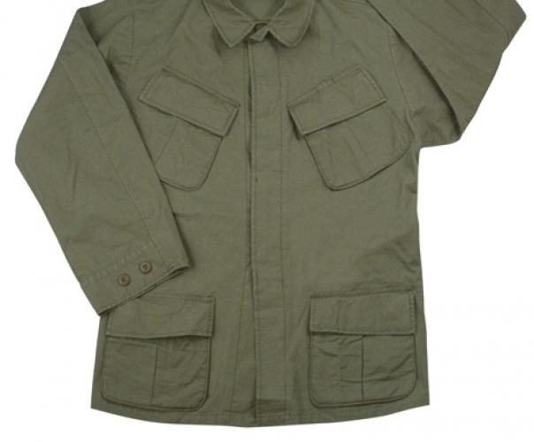 Винтажная рубашка VIETNAM оливковая  ― настоящий военторг амуниция для экстрима дачи форменную одежду, обувь, головные уборы, снаряжение,  наш военторг станет лучшим местом для совершения покупок. Обратившись к нам, вы получаете выгодные расценки и гарантированно высокое качество продукции.8(495)642-32-56    voentorg.moscow     1734@bk.ru    В нашем каталоге представлены наиболее популярные и пользующиеся большим спросом товарные позиции. Ассортимент в наличии гораздо шире и постоянно пополняется интересными новинками. Всегда в наличии широкий выбор фурнитуры, шевронов, нашивок, знаков; также представлена сувенирная продукция в большом ассортименте. Армейский магазин – широкий выбор военных товаров  Армейский интернет-магазин  Фронт - это широкий выбор товаров военного и тактического направления:      одежды;     снаряжения;     тюнинга на оружие;     различных аксессуаров.  Предлагаемые товары пользуются спросом среди военных и сотрудников силовых структур. Также они популярны среди охотников, туристов и любителей практичной одежды милитари стиля.  Посетив наш магазин военторг в Москве, вы можете быть уверены в качестве и оригинальности изделий. Мы работаем напрямую с известными мировыми брендами военного и тактического снаряжения: Snugpak, ESS, Arktis, Kitanica, Aimpoint, Camelbak, Propper, EBERLESTOCK, CAA, Crye Precision, Outdoor Research и Under Armour. А также с производителями практичной и стильной одежды милитари от Schott Nyc. и Alpha industries. Реализуем армейские товары по выгодным ценам, без посреднических надбавок.  Изучив наш сайт, вы найдёте товары и других популярных брендов военно-тактического направления. Приобрести необходимую одежду и экипировку в Москве вы можете, посетив наши розничные военные магазины. Есть служба курьерской доставки. Наш военторг осуществляет отправку товаров по России. Для этого необходимо оформить заказ на сайте.  Если вы затрудняетесь в выборе - специалисты нашего магазина проконсультируют вас. Многие наши сотрудники увлекаются страйкболом, охотой, туризмом, практической стрельбой. Есть отслужившие в войсках РФ. Мы сами с удовольствием используем военные товары: как одежду, так и снаряжение из нашего магазина. Всегда готовы поделиться личным опытом и помочь хорошим советом. Магазин военных товаров в Москве – идеальный вариант покупки качественных изделий.