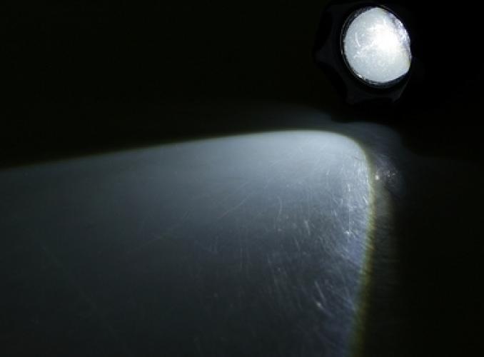 Фонарик 1 диод SH-A03, рассеиватель в виде короны, черный, 5х30см