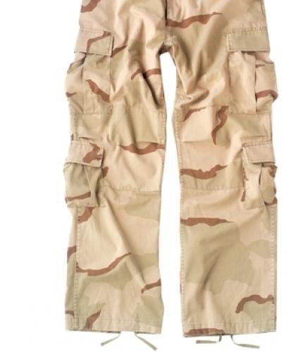 Винтажные брюки пустынный камуфляж  ― настоящий военторг амуниция для экстрима дачи форменную одежду, обувь, головные уборы, снаряжение,  наш военторг станет лучшим местом для совершения покупок. Обратившись к нам, вы получаете выгодные расценки и гарантированно высокое качество продукции.8(495)642-32-56         1734@bk.ru    В нашем каталоге представлены наиболее популярные и пользующиеся большим спросом товарные позиции. Ассортимент в наличии гораздо шире и постоянно пополняется интересными новинками. Всегда в наличии широкий выбор фурнитуры, шевронов, нашивок, знаков; также представлена сувенирная продукция в большом ассортименте. Армейский магазин – широкий выбор военных товаров  Армейский интернет-магазин  Фронт - это широкий выбор товаров военного и тактического направления:      одежды;     снаряжения;     тюнинга на оружие;     различных аксессуаров.  Предлагаемые товары пользуются спросом среди военных и сотрудников силовых структур. Также они популярны среди охотников, туристов и любителей практичной одежды милитари стиля.  Посетив наш магазин военторг в Москве, вы можете быть уверены в качестве и оригинальности изделий. Мы работаем напрямую с известными мировыми брендами военного и тактического снаряжения: Snugpak, ESS, Arktis, Kitanica, Aimpoint, Camelbak, Propper, EBERLESTOCK, CAA, Crye Precision, Outdoor Research и Under Armour. А также с производителями практичной и стильной одежды милитари от Schott Nyc. и Alpha industries. Реализуем армейские товары по выгодным ценам, без посреднических надбавок.  Изучив наш сайт, вы найдёте товары и других популярных брендов военно-тактического направления. Приобрести необходимую одежду и экипировку в Москве вы можете, посетив наши розничные военные магазины. Есть служба курьерской доставки. Наш военторг осуществляет отправку товаров по России. Для этого необходимо оформить заказ на сайте.  Если вы затрудняетесь в выборе - специалисты нашего магазина проконсультируют вас. Многие наши сотрудники увлекаются страйкболом, охотой, туризмом, практической стрельбой. Есть отслужившие в войсках РФ. Мы сами с удовольствием используем военные товары: как одежду, так и снаряжение из нашего магазина. Всегда готовы поделиться личным опытом и помочь хорошим советом. Магазин военных товаров в Москве – идеальный вариант покупки качественных изделий.