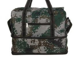 Сумка спортивная на молнии Рокки, 1 отдел с расширением, 3 наружных кармана, длинный ремень, цвет хаки